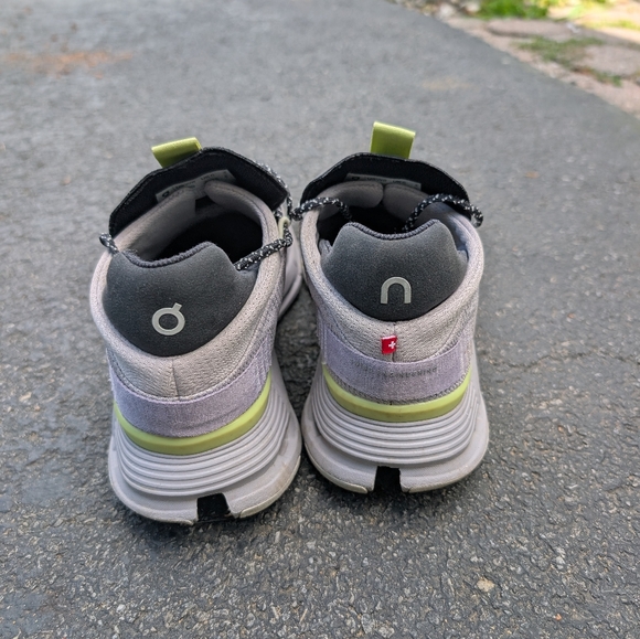 On Running Cloudnova Women's Sneakers Size 8 - Picture 3 of 6